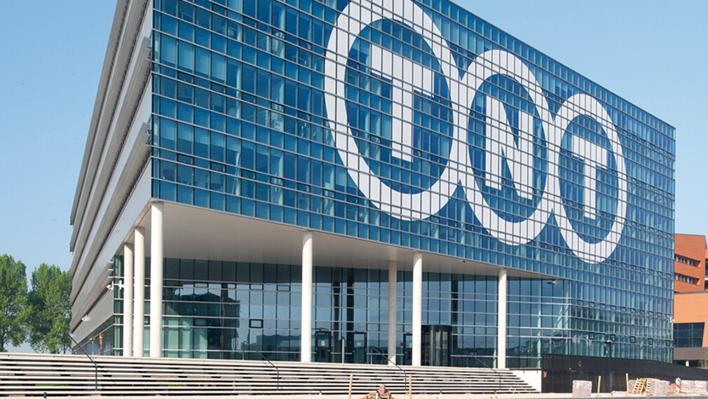 PROJEKT: HAUPTSITZ TNT